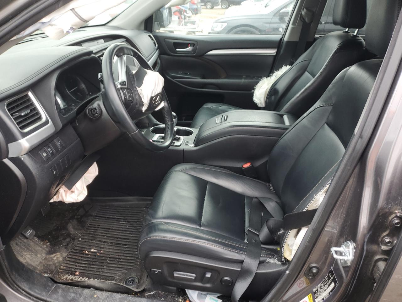 2017 Toyota Highlander VIN 5TDJZRFH6HS508056 Copart auction photo, front end damage thumbnail 7