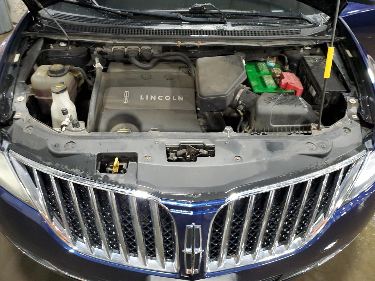 2011 Lincoln MKX VIN 2LMDJ8JK8BBJ13208 Copart auction photo, rear end damage thumbnail 12