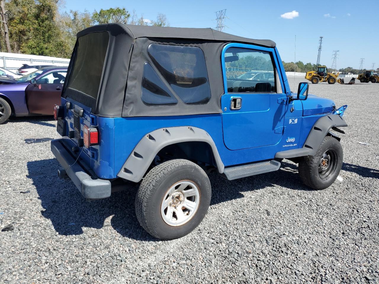 2003 Jeep Wrangler VIN 1J4FA39S03P317828 Copart auction photo, front end / side damage thumbnail 3