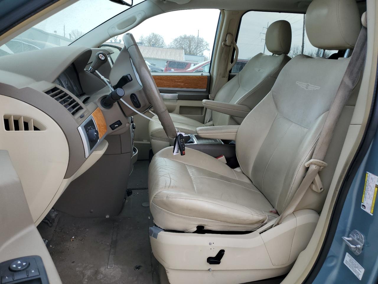 2008 Chrysler Town & Country VIN 2A8HR64X38R691067 Copart auction photo, minor dent/scratches damage thumbnail 7
