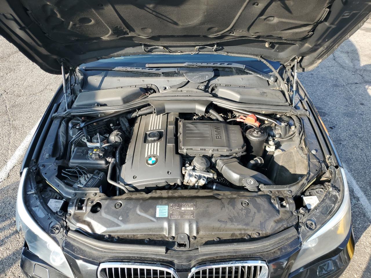 2009 BMW 5er VIN WBANV93529CW51691 Copart auction photo, front end damage thumbnail 11