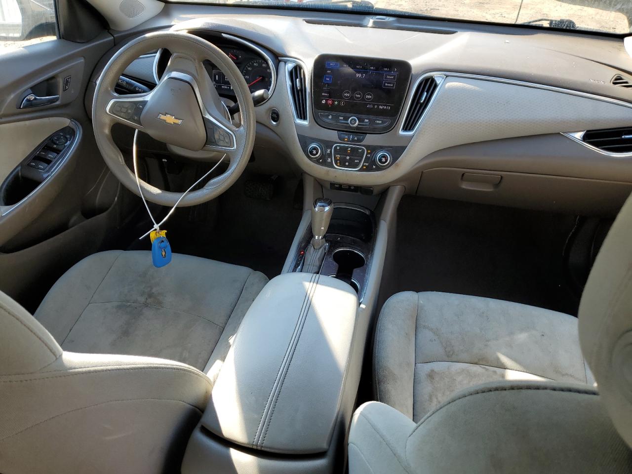 2020 Chevrolet Malibu VIN 1G1ZD5ST2LF032832 Copart auction photo, front end damage thumbnail 8