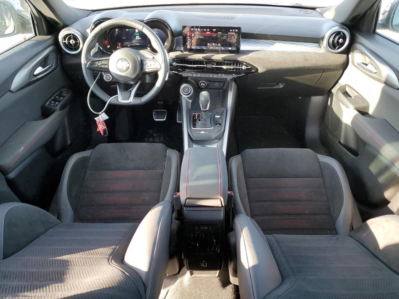 2024 Alfa Romeo Tonale VIN ZASPATDW8R3062127 Copart auction photo, rear end / minor dent/scratches damage thumbnail 8