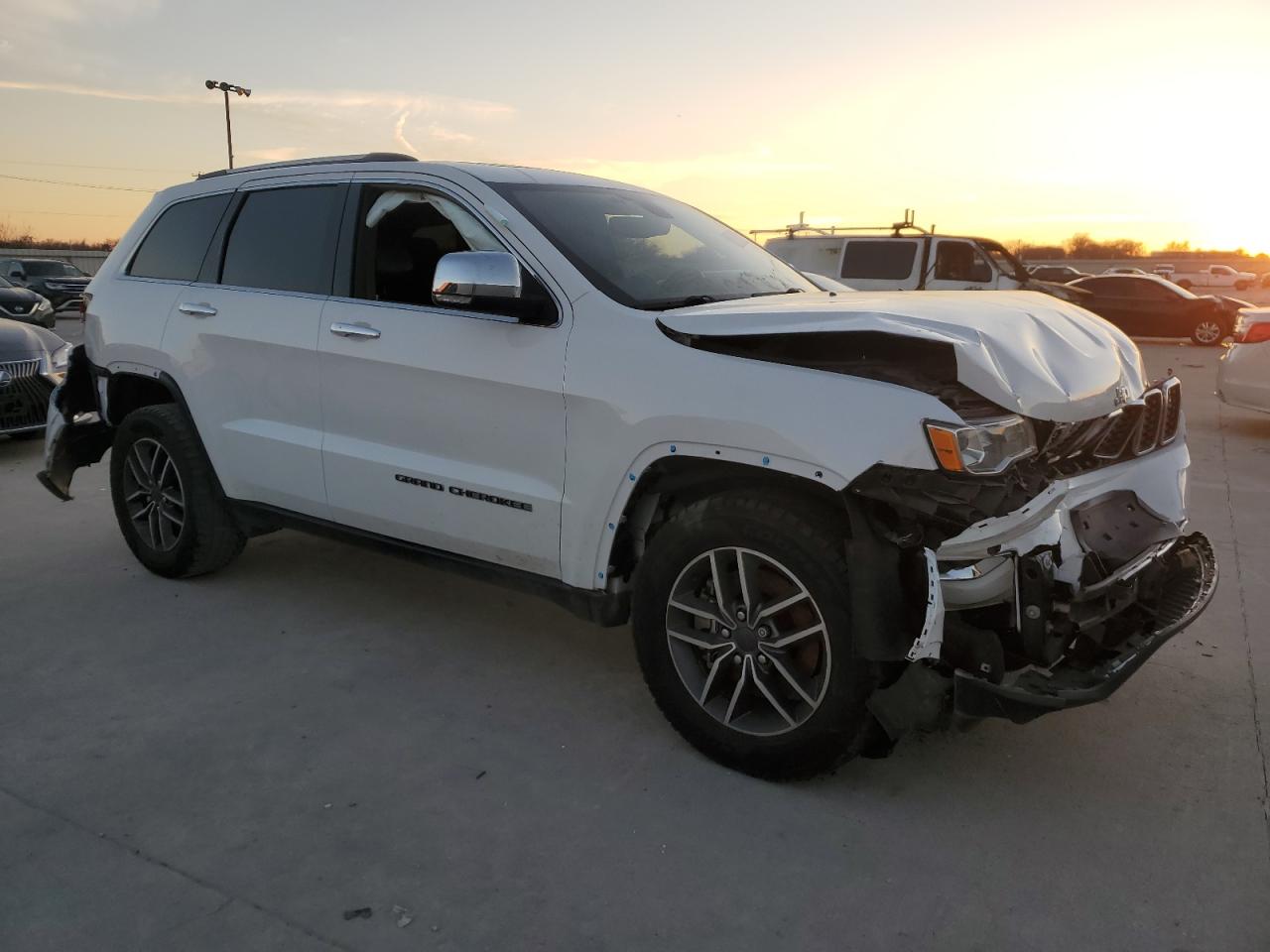 2021 Jeep Grand Cherokee VIN 1C4RJEBG4MC813261 Copart auction photo, front end / rear end damage thumbnail 4