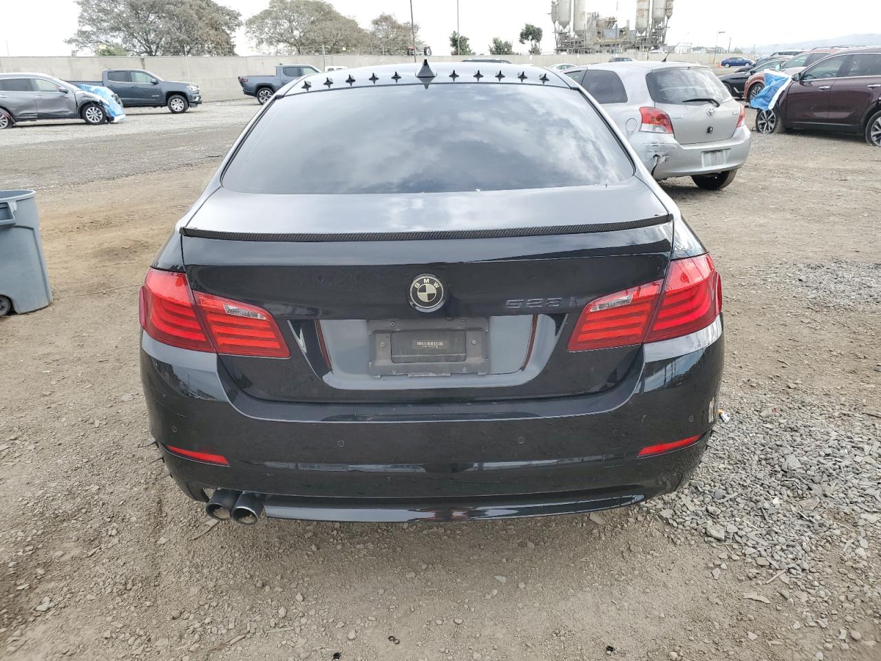 2012 BMW 5er VIN WBAXG5C56CDX01702 Copart auction photo, front end damage thumbnail 6