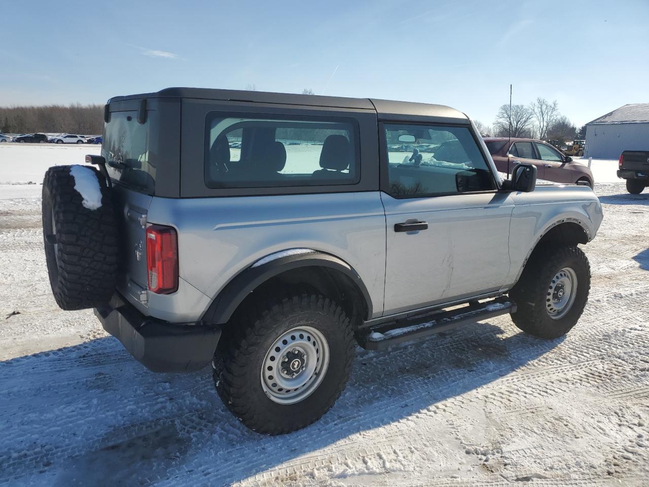 2021 Ford Bronco VIN 1FMDE5AH1MLA81112 Copart auction photo, front end damage thumbnail 3