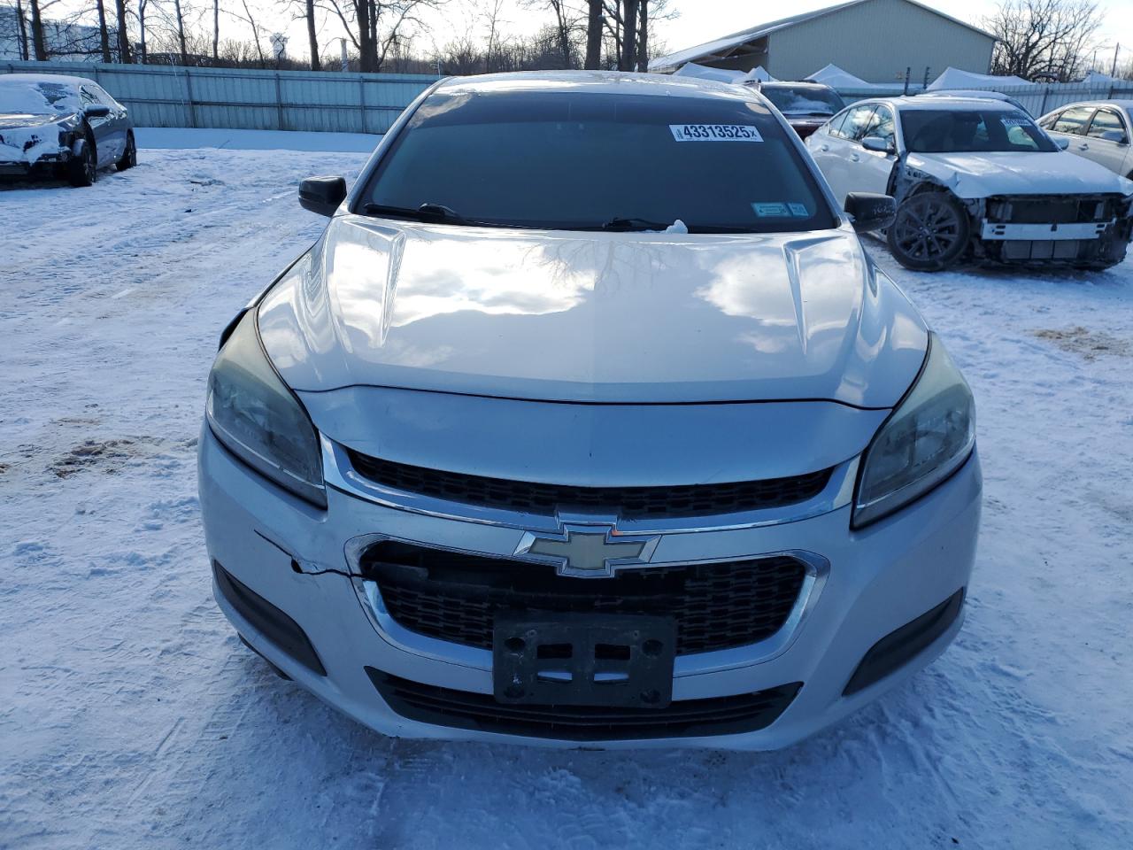 2015 Chevrolet Malibu VIN 1G11A5SLXFU123997 Copart auction photo, front end / minor dent/scratches damage thumbnail 5