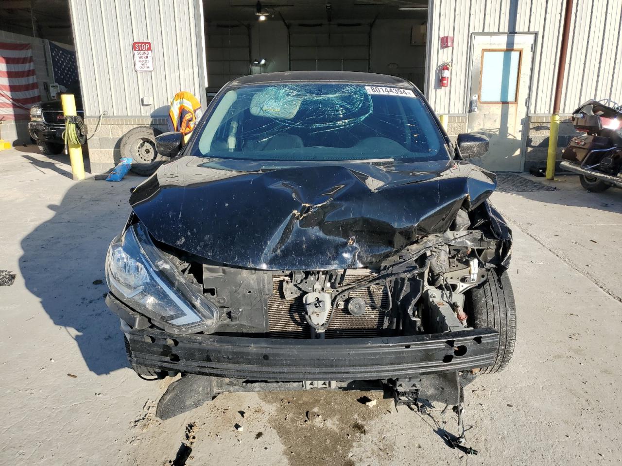 2019 Nissan Sentra VIN 3N1AB7AP0KY290075 Copart auction photo, front end damage thumbnail 5