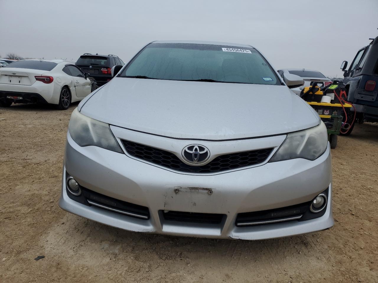 2013 Toyota Camry VIN 4T1BF1FK6DU725442 Copart auction photo, rear end / minor dent/scratches damage thumbnail 5