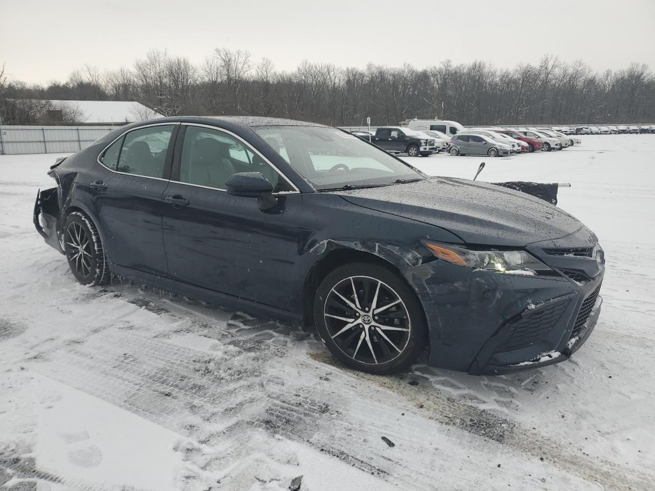 2021 Toyota Camry VIN 4T1G11AK0MU593533 Copart auction photo, front end / rear end damage thumbnail 4