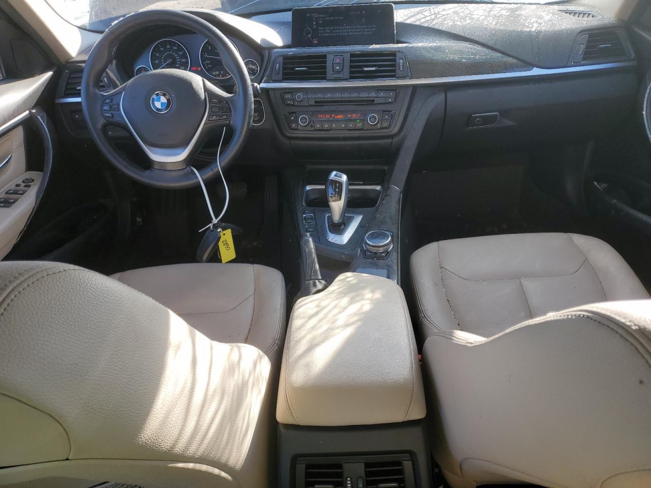 2015 BMW 3er VIN WBA3B5G5XFNS13682 Copart auction photo, front end damage thumbnail 8