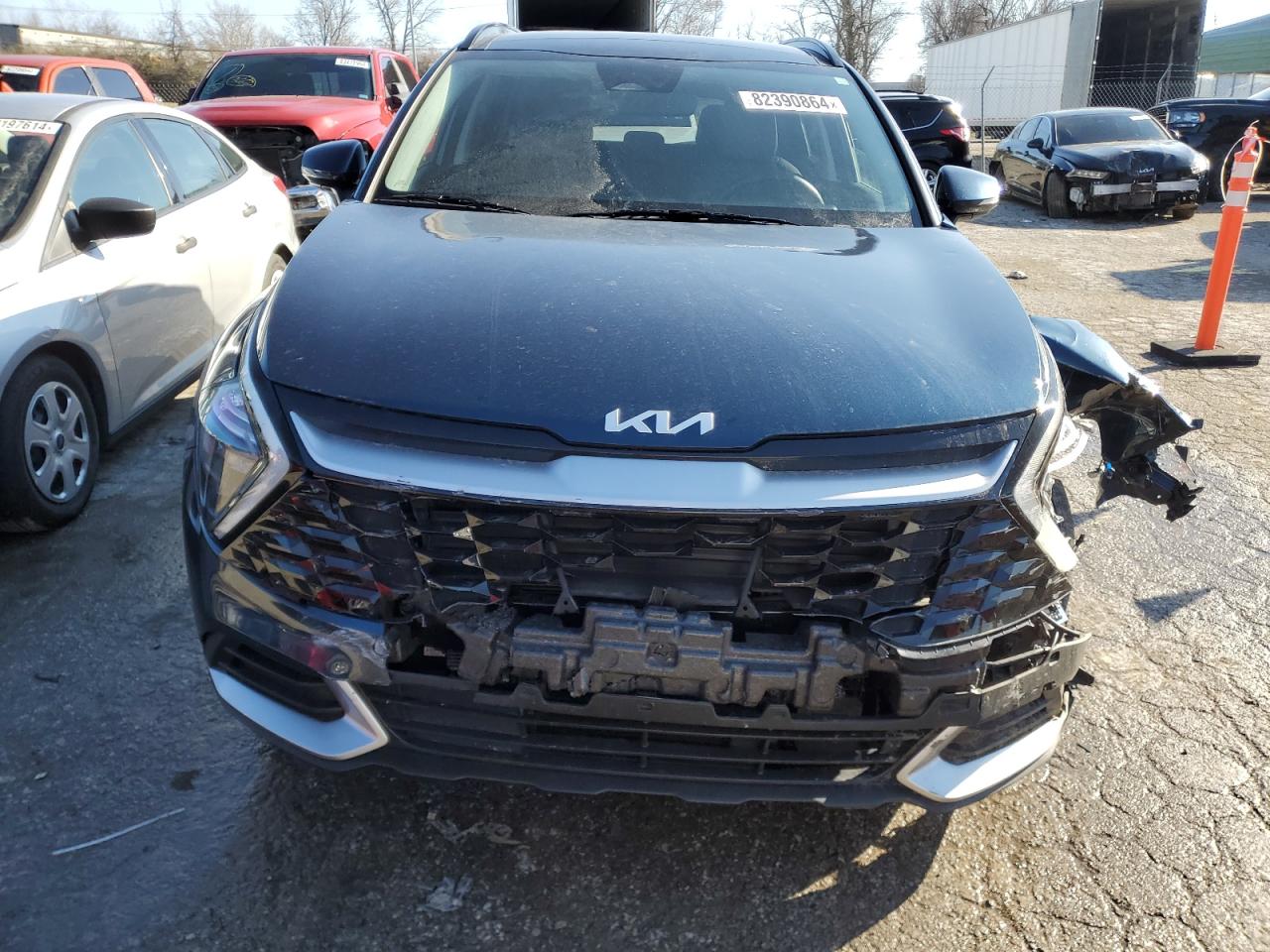 2023 KIA Sportage VIN KNDPVCAG2P7013055 Copart auction photo, front end damage thumbnail 5