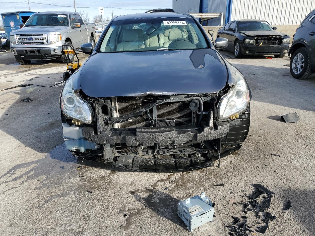 2011 Infiniti G VIN JN1CV6AP0BM507525 Copart auction photo, front end damage thumbnail 5