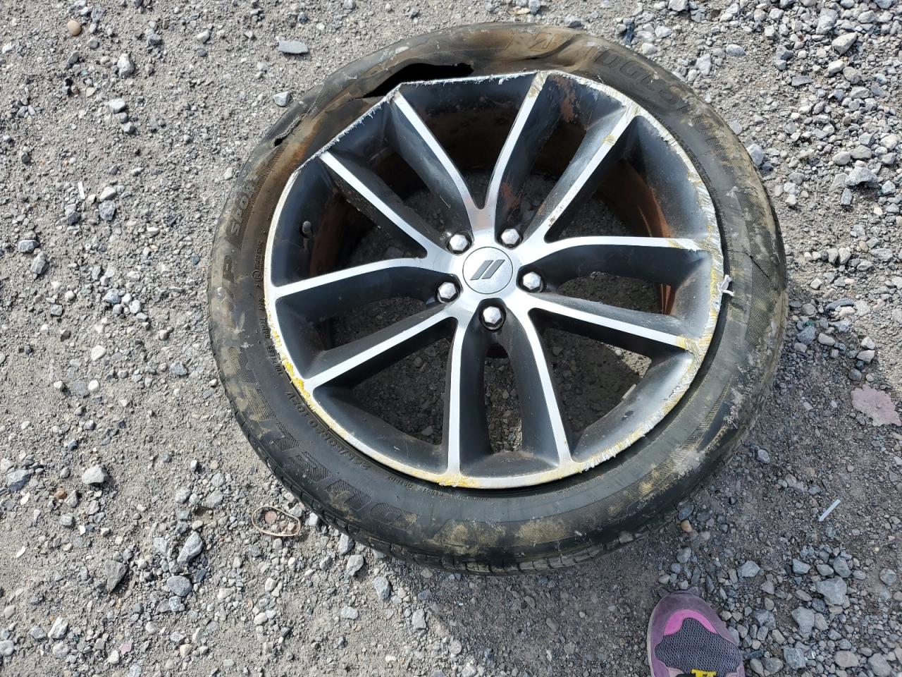 2018 Dodge Challenger VIN 2C3CDZFJ1JH142087 Copart auction photo, vandalism damage thumbnail 12