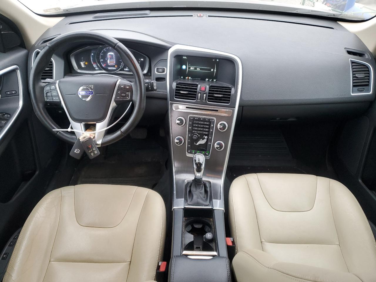 2016 Volvo XC60 VIN YV4612RK9G2864273 Copart auction photo, front end damage thumbnail 8