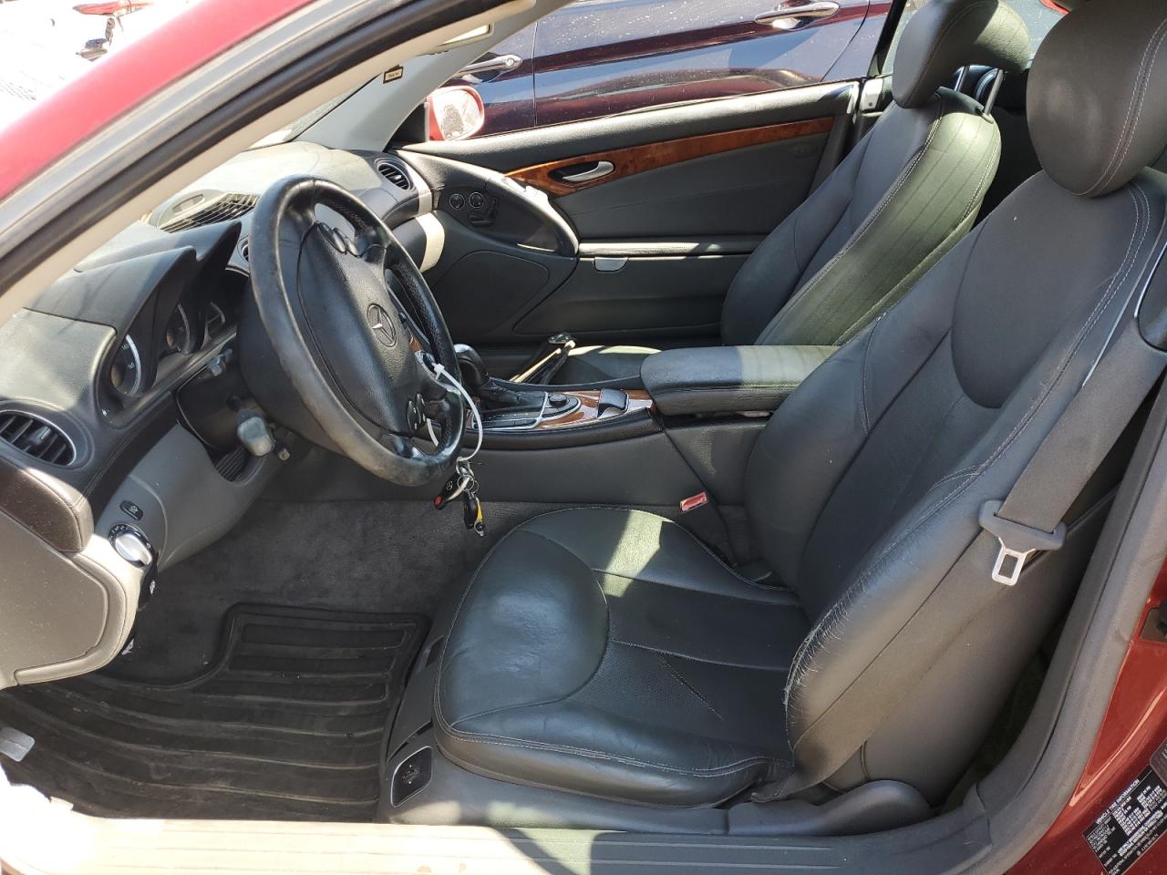 2004 Mercedes-Benz SL-klasse VIN WDBSK75F94F071014 Copart auction photo, minor dent/scratches damage thumbnail 7