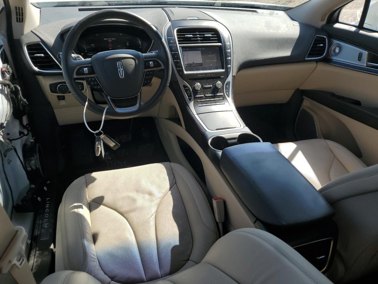 2019 Lincoln Nautilus VIN 2LMPJ8LP1KBL46627 Copart auction photo, front end / side damage thumbnail 8
