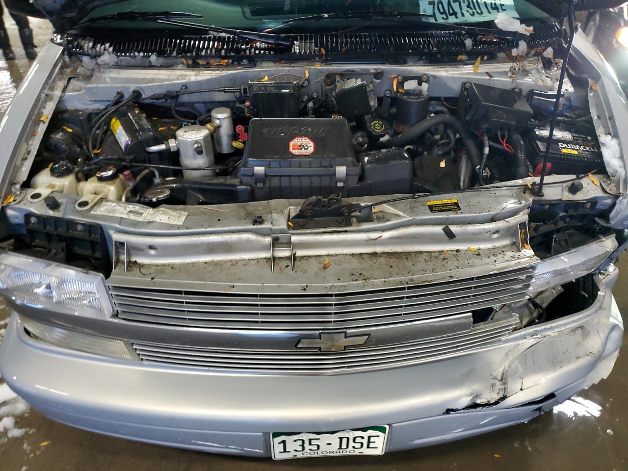 2000 Chevrolet Astro VIN 1GNEL19W5YB177144 Copart auction photo, front end / side damage thumbnail 12
