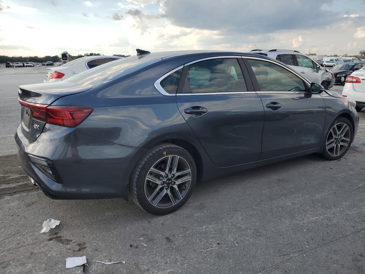 2020 KIA Forte VIN 3KPF54AD0LE210310 Copart auction photo, front end / all over damage thumbnail 3