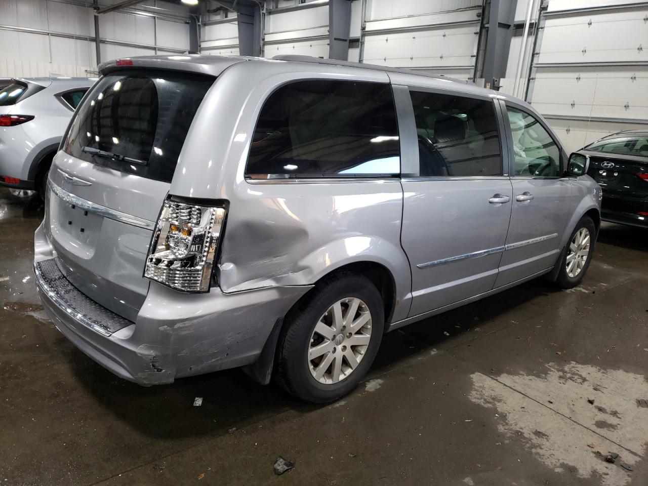 2014 Chrysler Town & Country VIN 2C4RC1BG7ER306995 Copart auction photo, rear end / side damage thumbnail 3