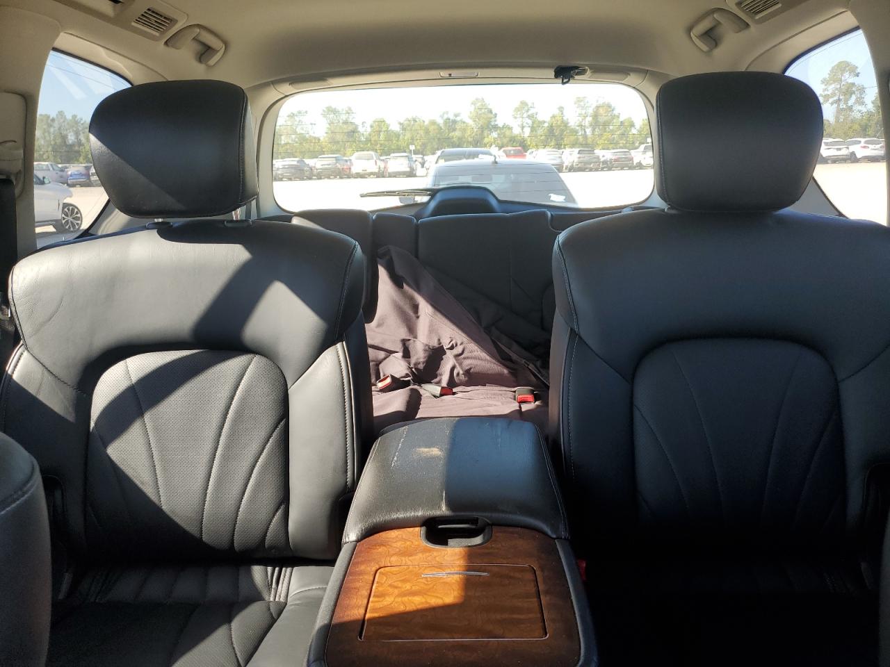 2015 Infiniti QX80 VIN JN8AZ2NF5F9570846 Copart auction photo, side / minor dent/scratches damage thumbnail 10
