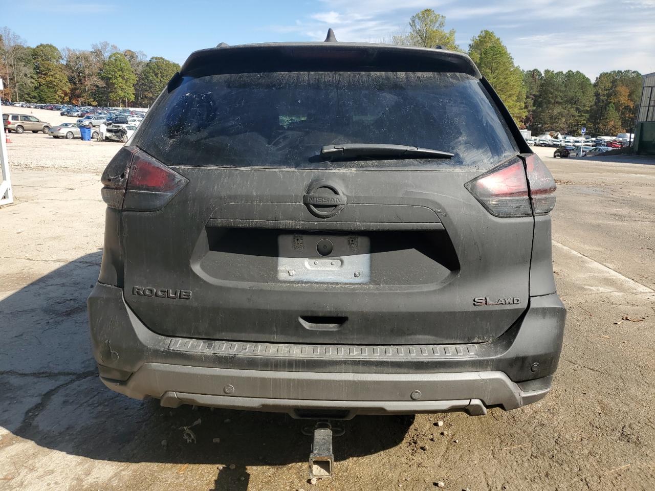 2020 Nissan Rogue VIN 5N1AT2MV5LC736315 Copart auction photo, vandalism / burn damage thumbnail 6