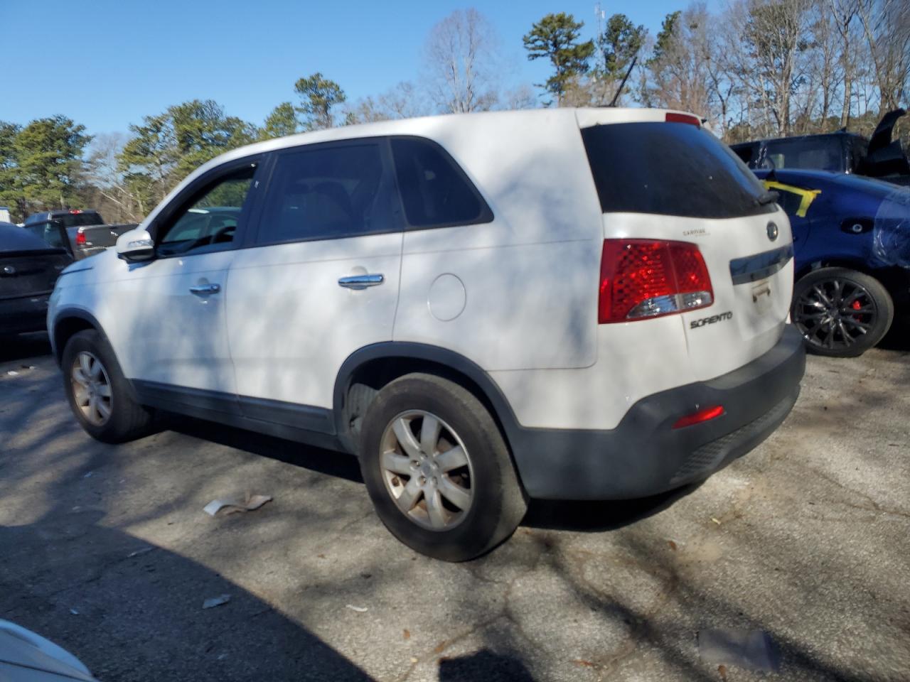 2011 KIA Sorento VIN 5XYKT3A19BG091484 Copart auction photo, front end damage thumbnail 2