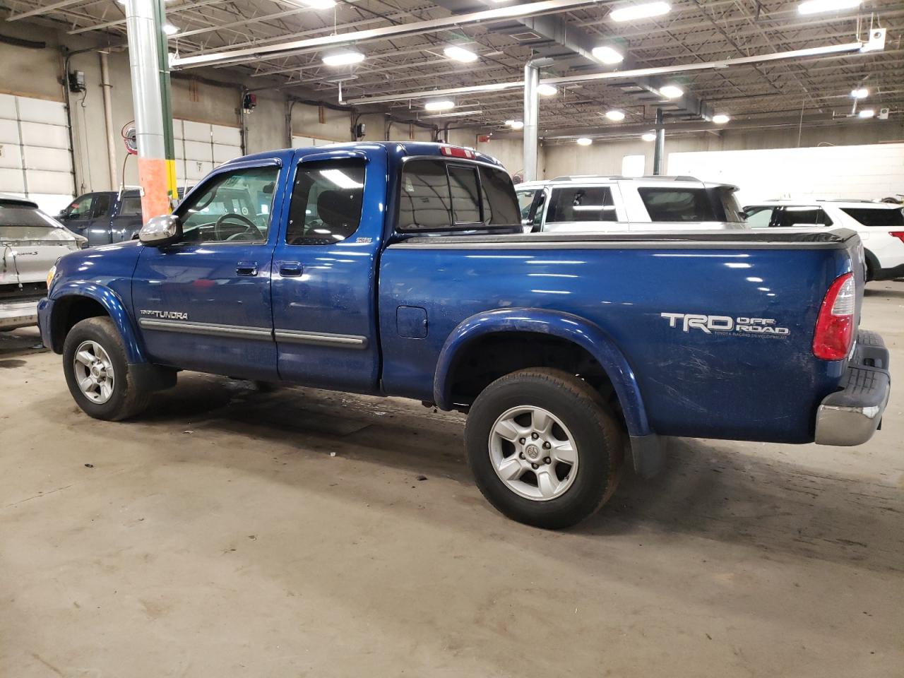 2006 Toyota Tundra VIN 5TBBT44156S486359 Copart auction photo, side damage thumbnail 2