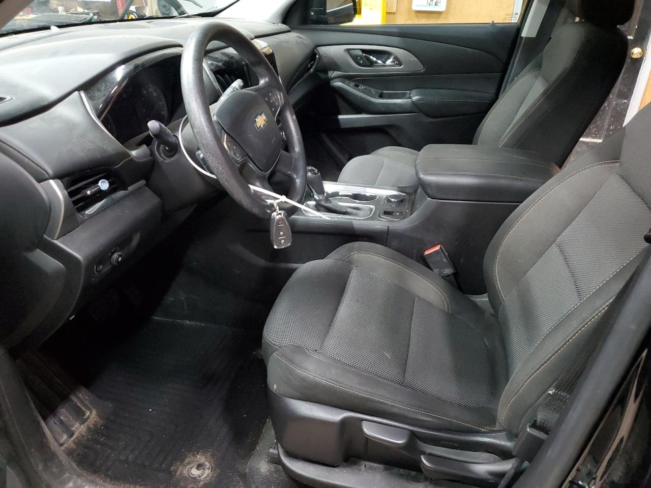 2018 Chevrolet Traverse VIN 1GNEVFKW1JJ172746 Copart auction photo, front end / minor dent/scratches damage thumbnail 7