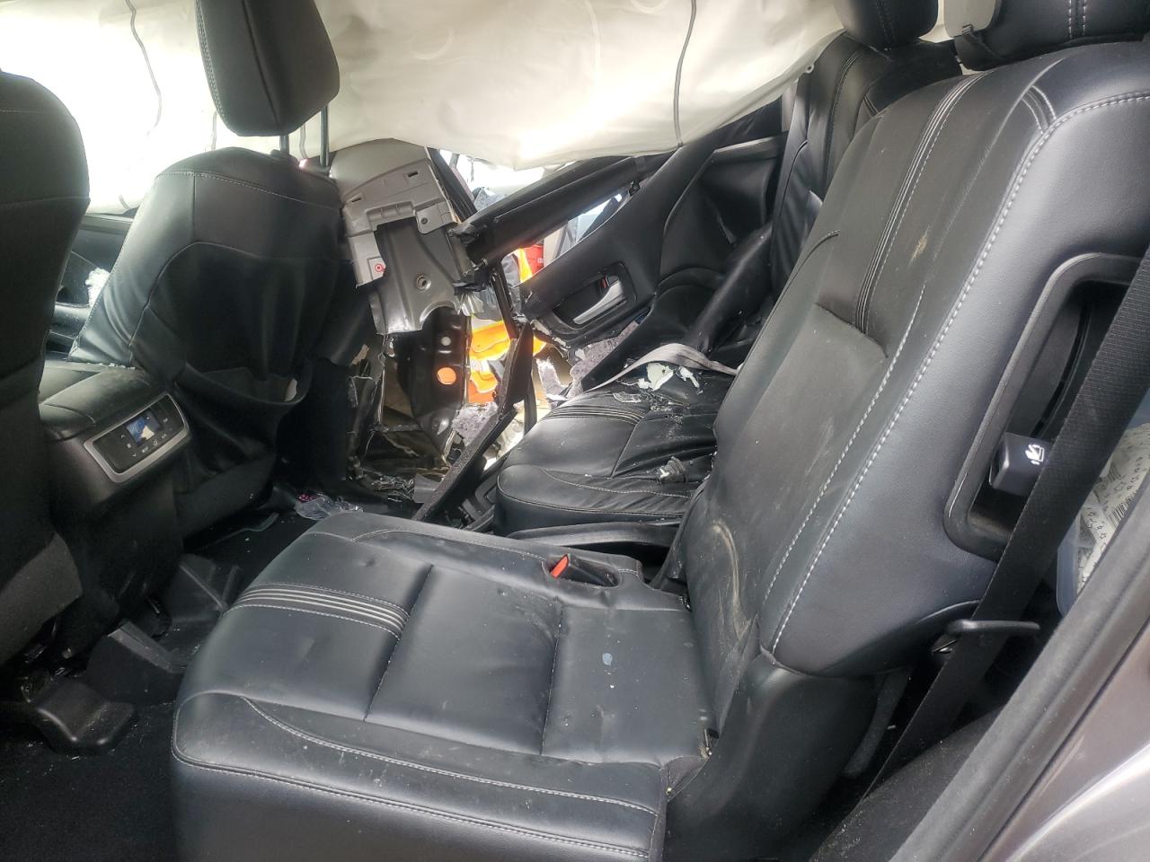 2018 Toyota Highlander VIN 5TDJZRFH9JS494630 Copart auction photo, side / front end damage thumbnail 11