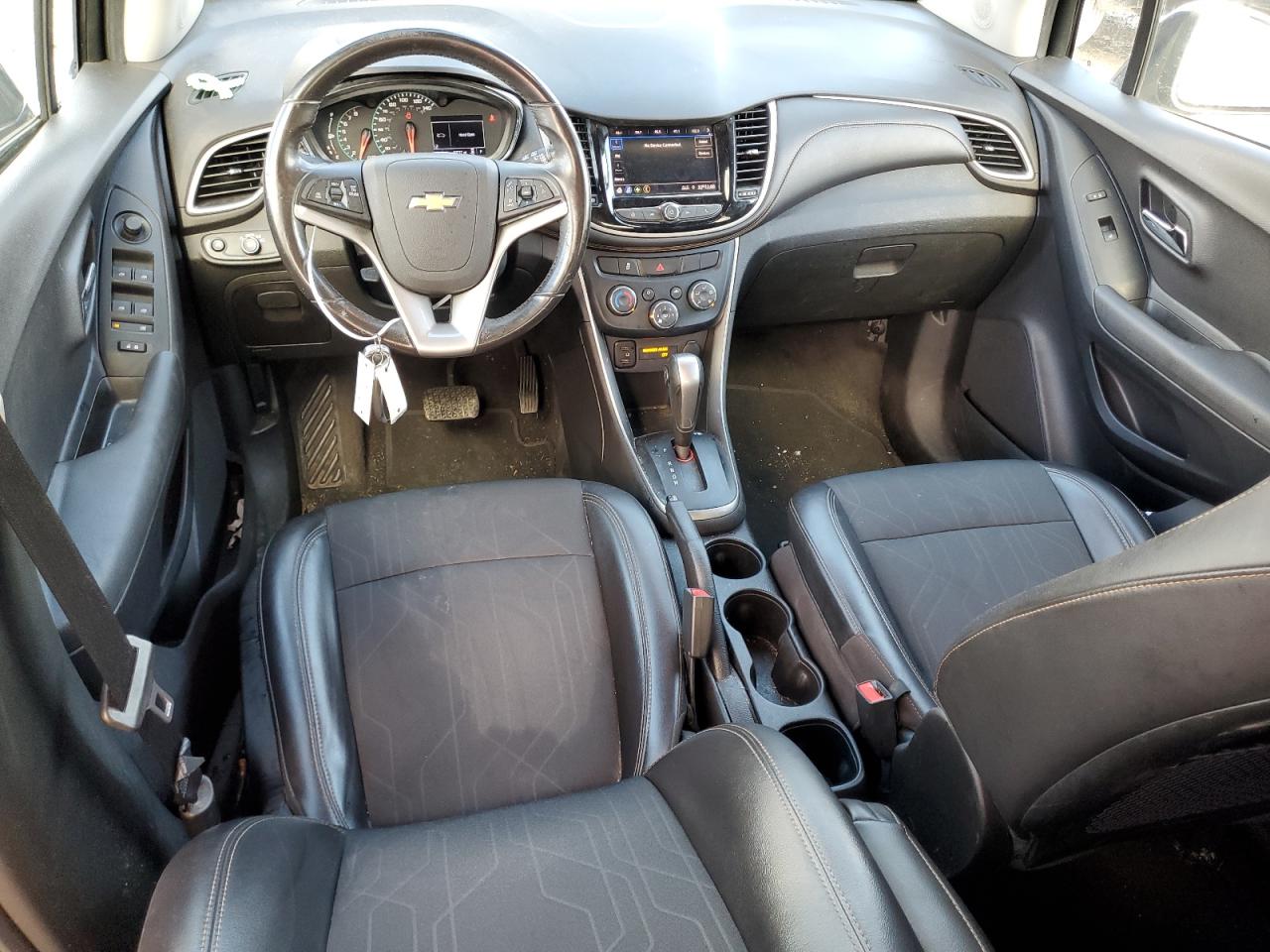 2020 Chevrolet Trax VIN 3GNCJLSB1LL142401 Copart auction photo, front end / side damage thumbnail 8