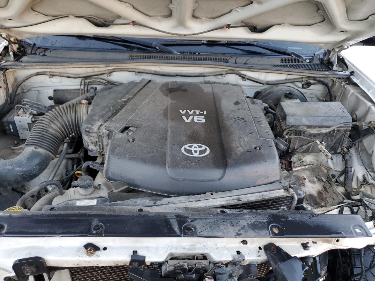 2006 Toyota Tacoma VIN 5TELU42N06Z301491 Copart auction photo, front end / minor dent/scratches damage thumbnail 11