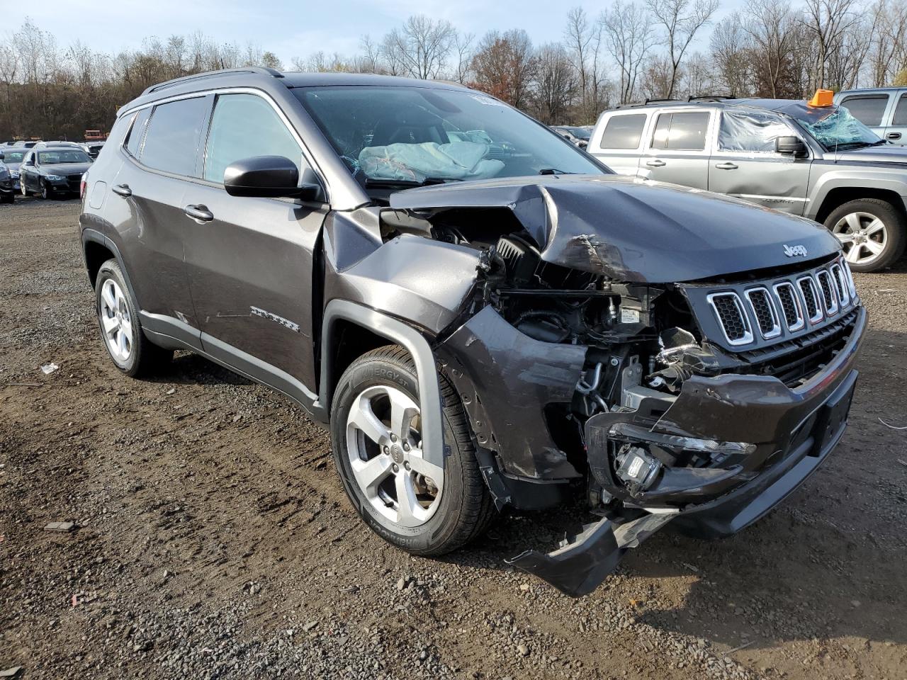 2019 Jeep Compass VIN 3C4NJDBB3KT786729 Copart auction photo, front end damage thumbnail 4