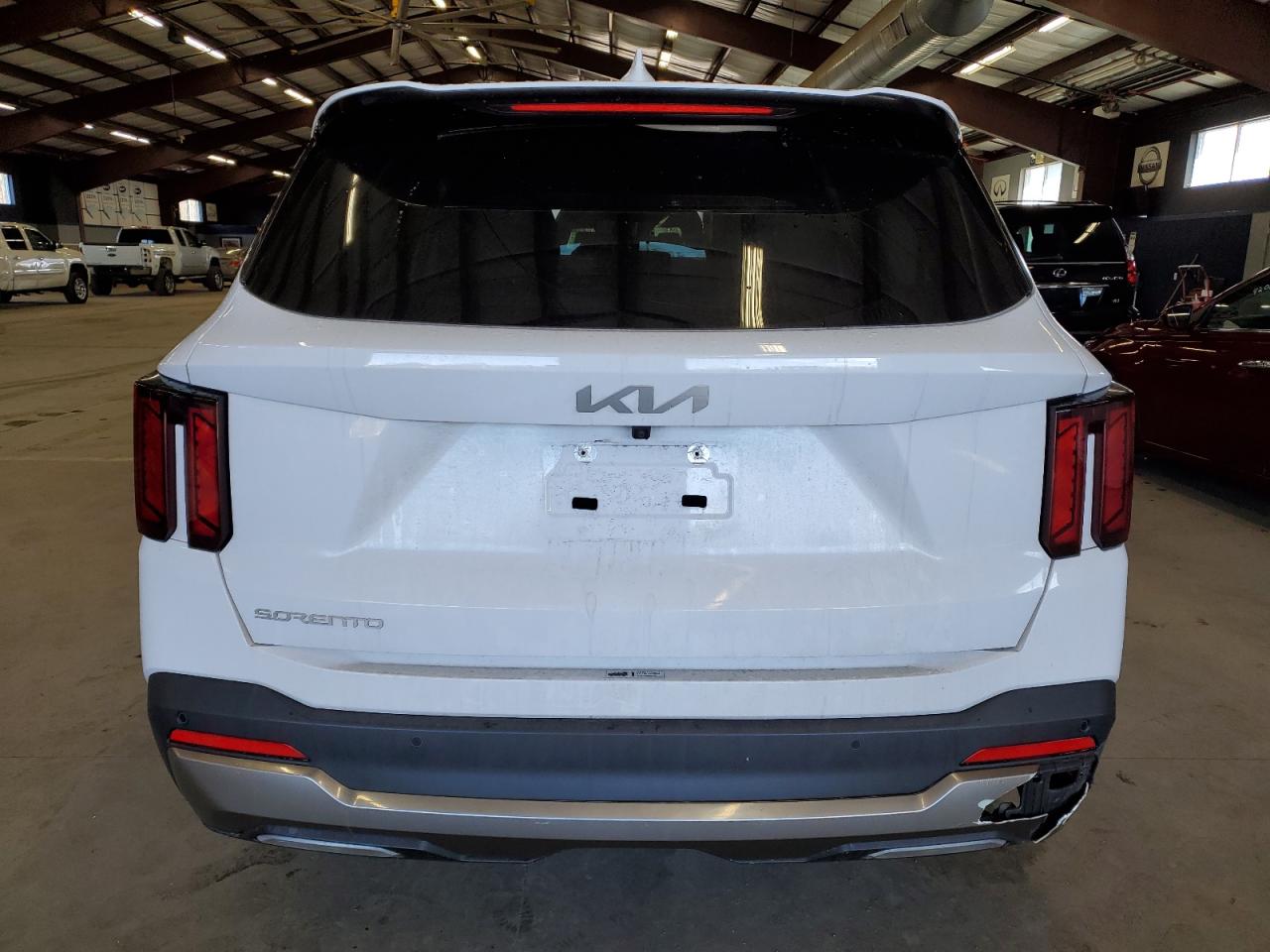2024 KIA Sorento VIN 5XYRL4JC1RG290576 Copart auction photo, all over damage thumbnail 6