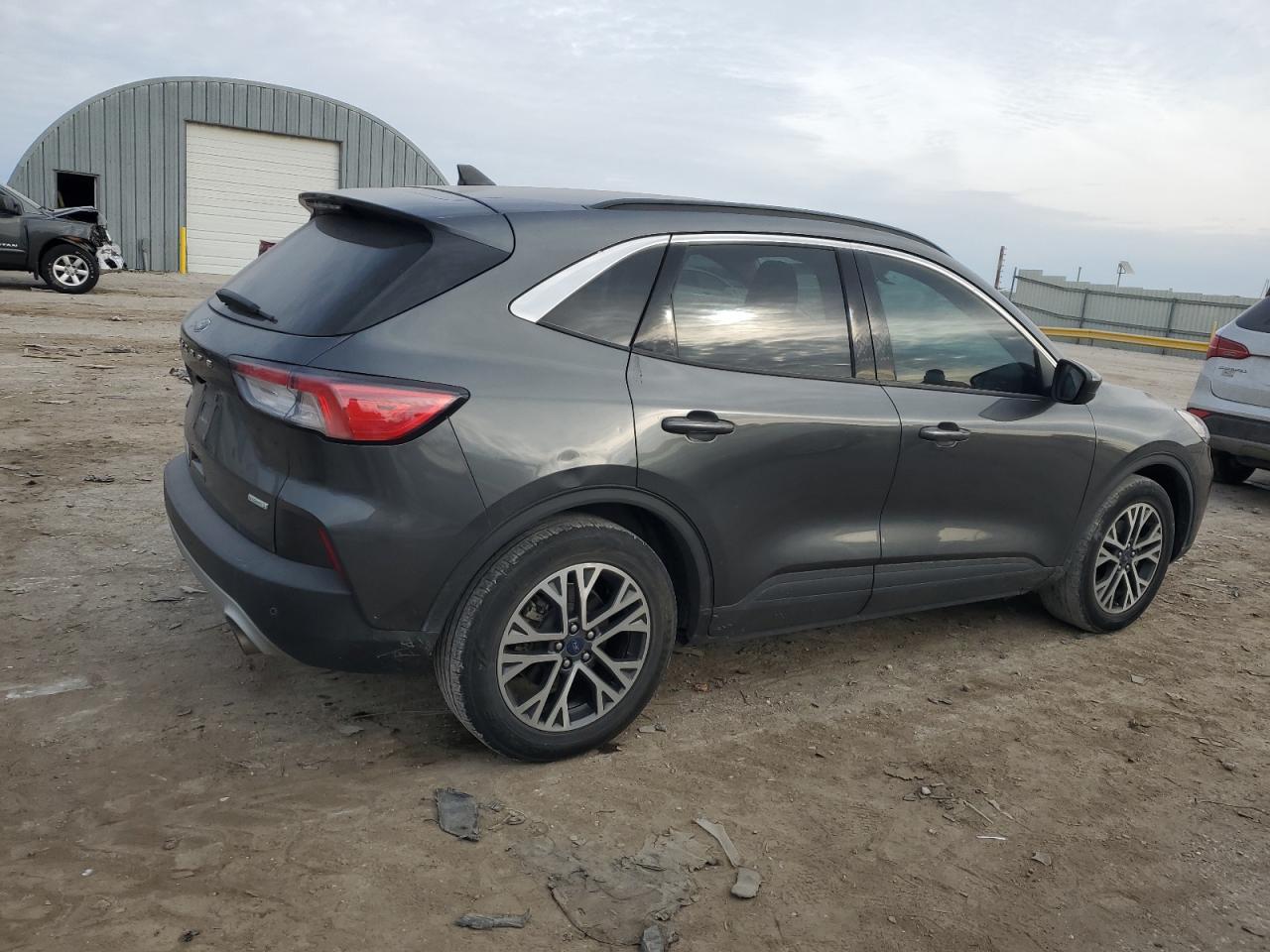 2020 Ford Escape VIN 1FMCU0H64LUB03926 Copart auction photo, minor dent/scratches damage thumbnail 3