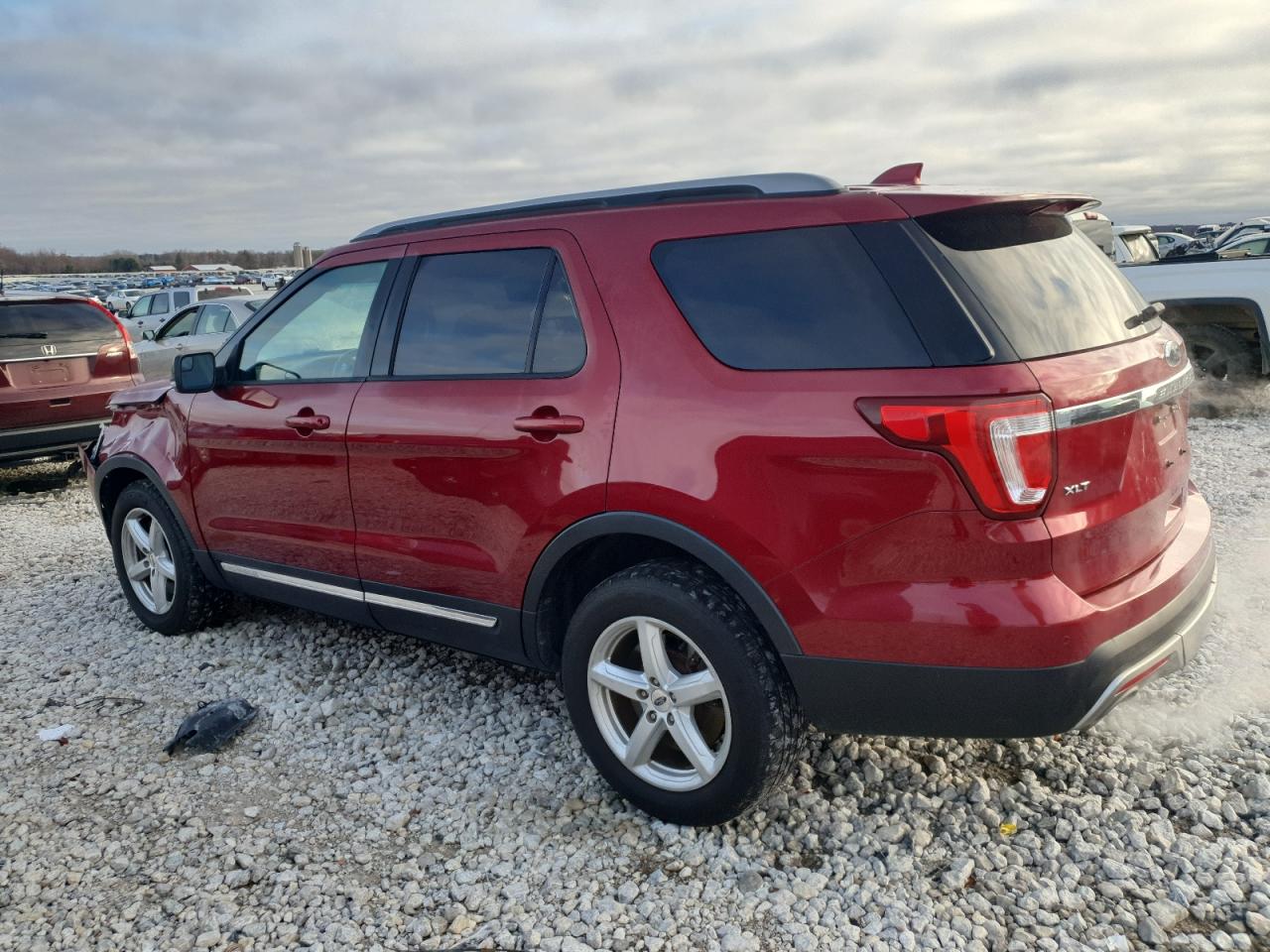 2017 Ford Explorer VIN 1FM5K8D81HGA10369 Copart auction photo, front end damage thumbnail 2