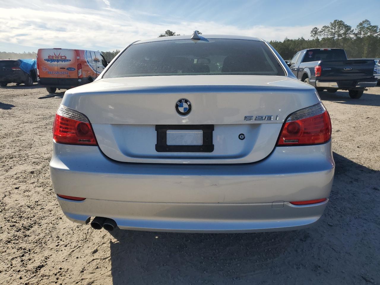 2010 BMW 5er VIN WBANU5C50AC125267 Copart auction photo, front end damage thumbnail 6
