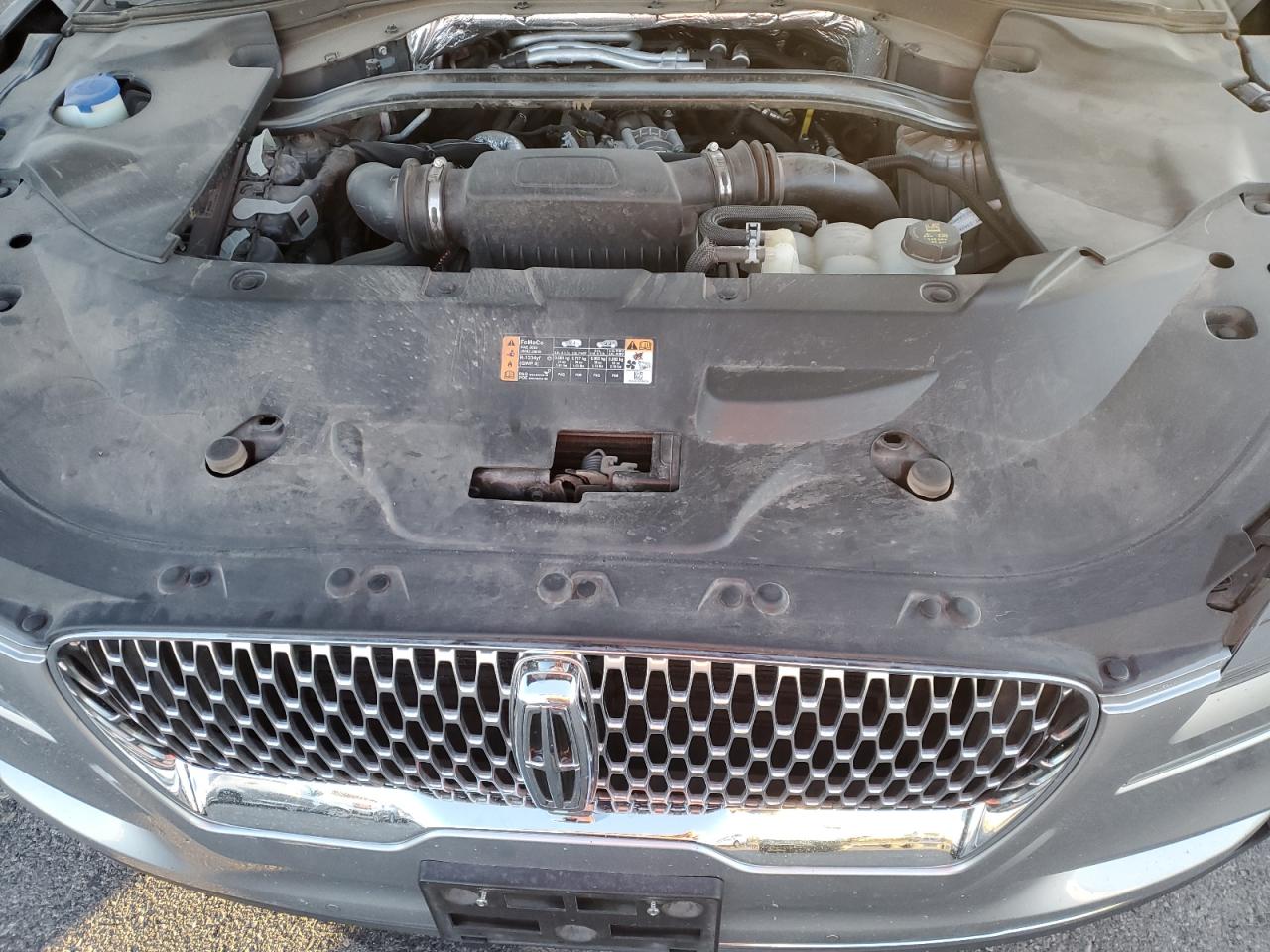 2020 Lincoln Aviator VIN 5LM5J7XC1LGL24011 Copart auction photo, front end / side damage thumbnail 12