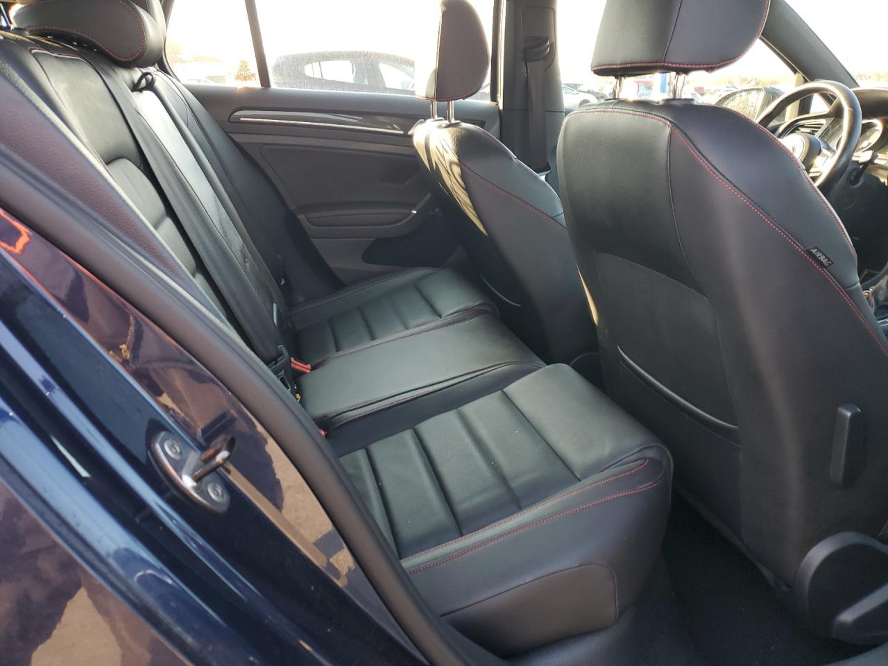 2016 Volkswagen GTI VIN 3VW4T7AU7GM004098 Copart auction photo, front end / minor dent/scratches damage thumbnail 10