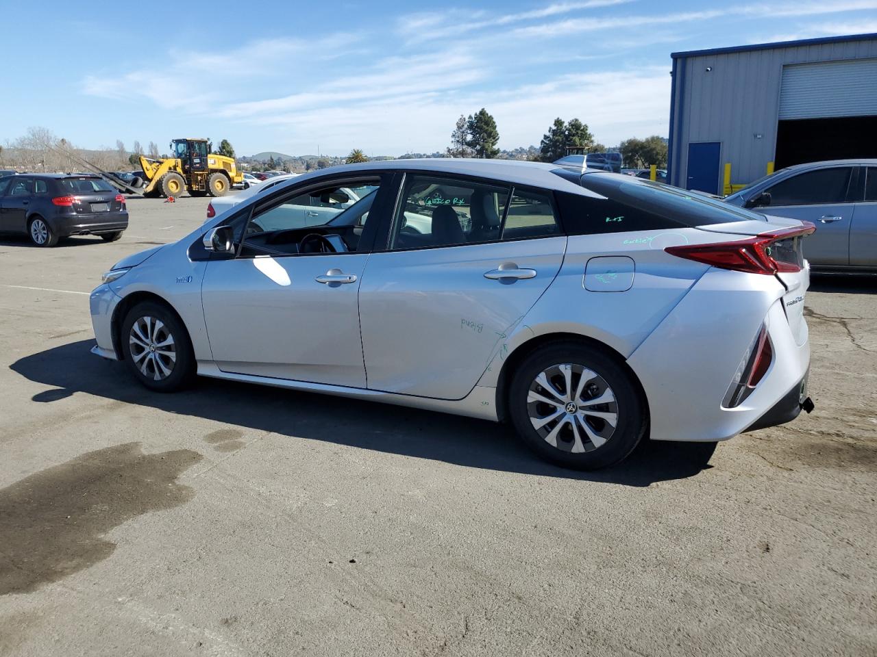 2021 Toyota Prius VIN JTDKAMFP2M3193192 Copart auction photo, rear end / minor dent/scratches damage thumbnail 2