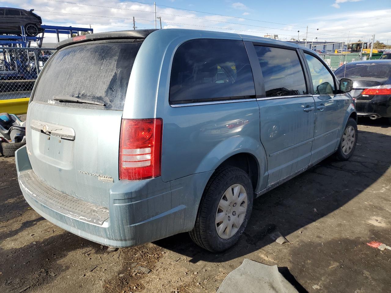 2009 Chrysler Town & Country VIN 2A8HR44E49R526729 Copart auction photo, front end damage thumbnail 3