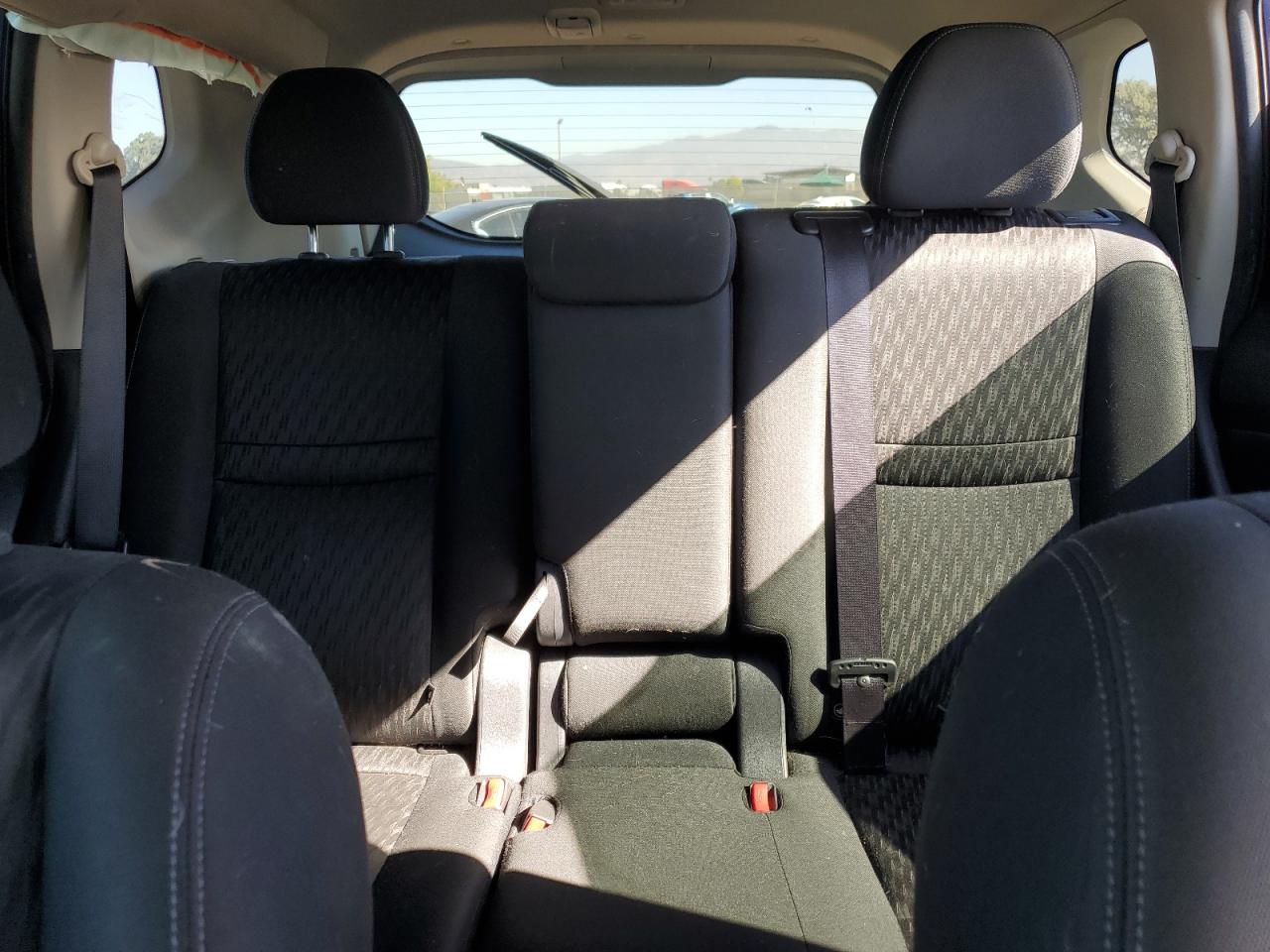 2019 Nissan Rogue VIN KNMAT2MT9KP542266 Copart auction photo, rear end / minor dent/scratches damage thumbnail 10