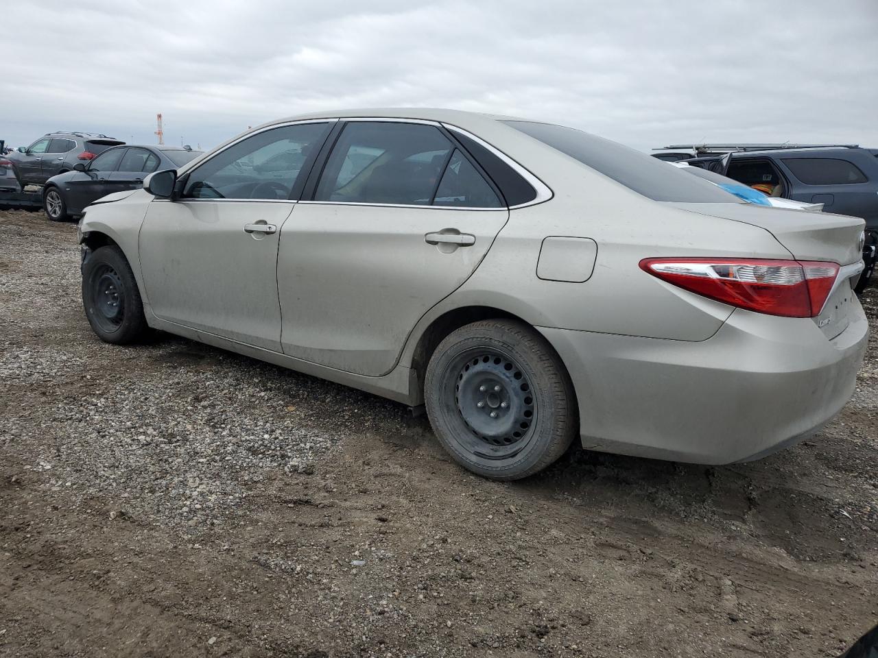 2015 Toyota Camry VIN 4T4BF1FK5FR501054 Copart auction photo, front end / minor dent/scratches damage thumbnail 2