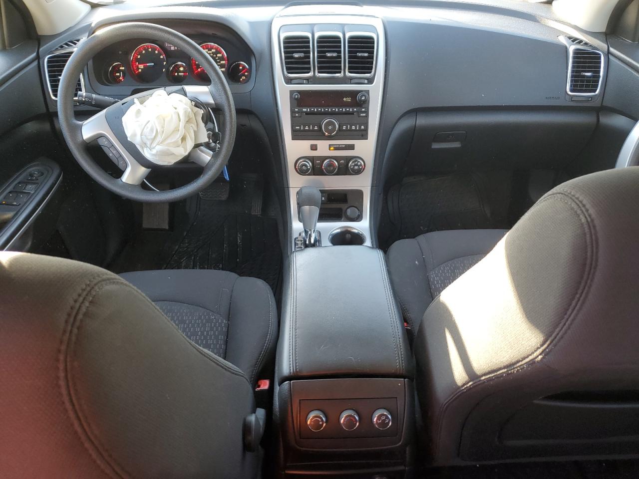 2011 GMC Acadia VIN 1GKKRNED8BJ242818 Copart auction photo, front end / minor dent/scratches damage thumbnail 8