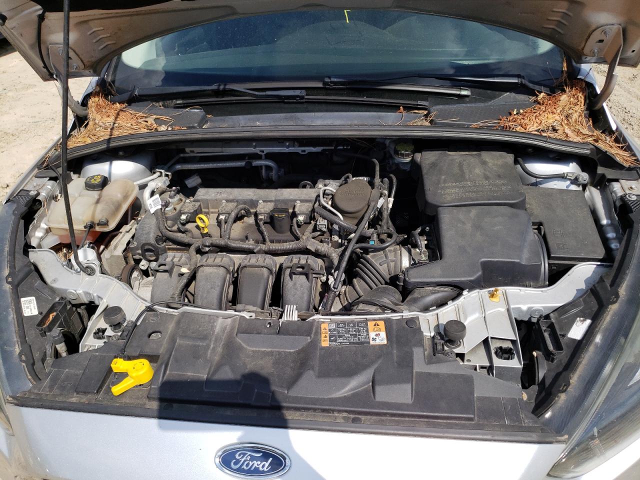 2015 Ford Focus VIN 1FADP3F2XFL252021 Copart auction photo, side / minor dent/scratches damage thumbnail 13