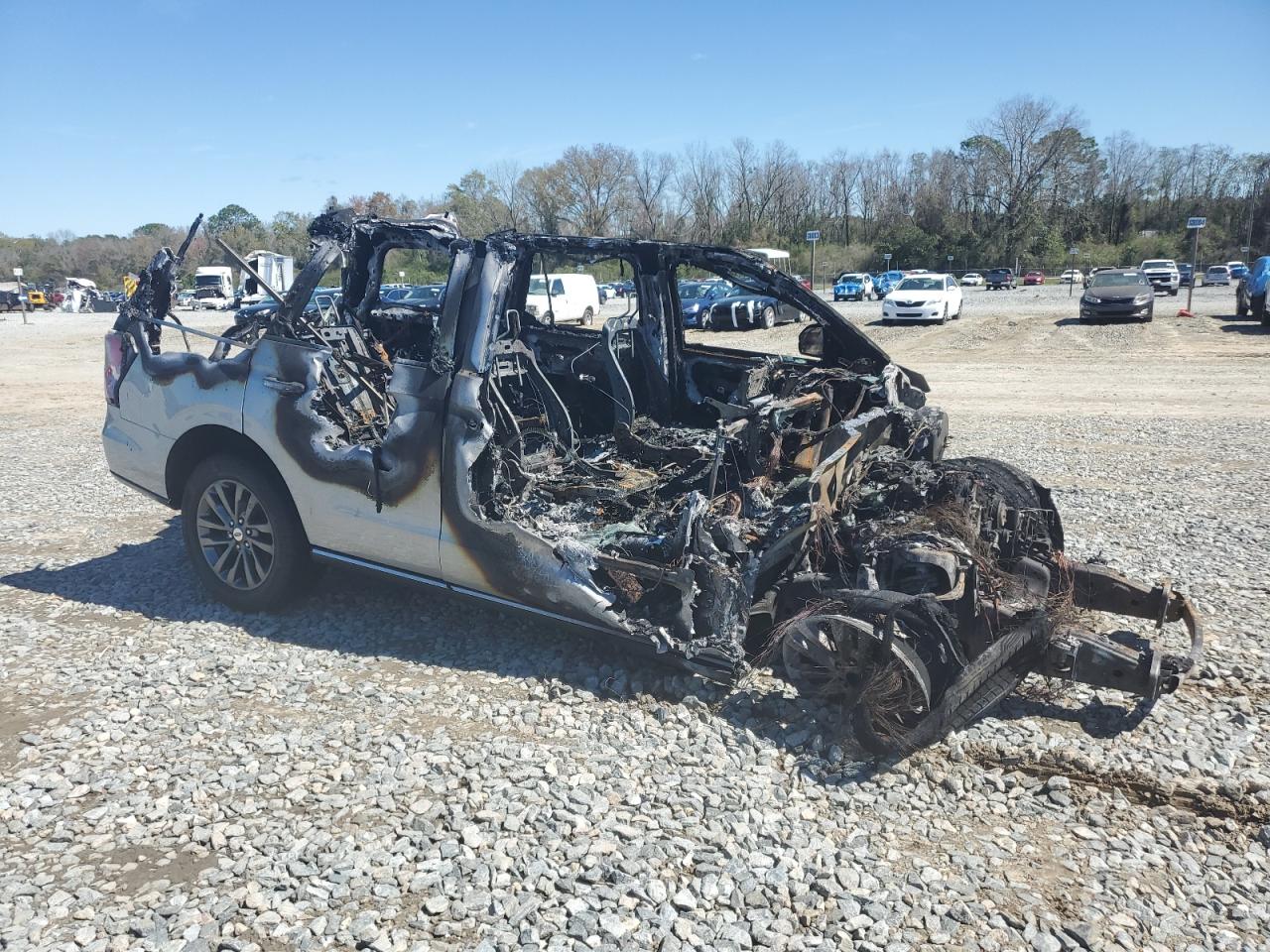 2021 Ford Expedition VIN 1FMJU1KT8MEA65852 Copart auction photo, burn damage thumbnail 4