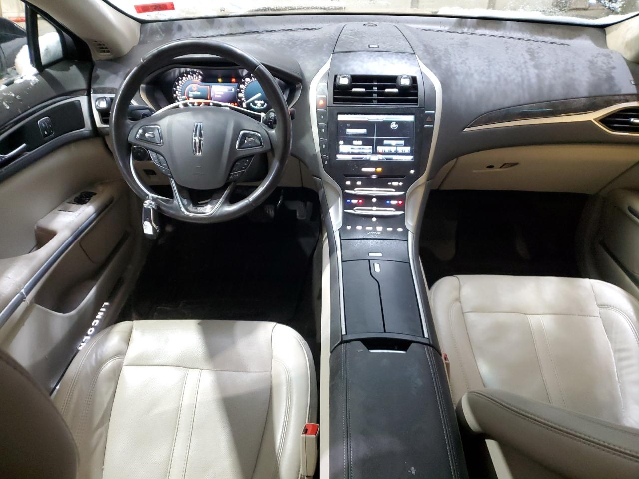 2016 Lincoln MKZ VIN 3LN6L2J96GR614602 Copart auction photo, front end / side damage thumbnail 8
