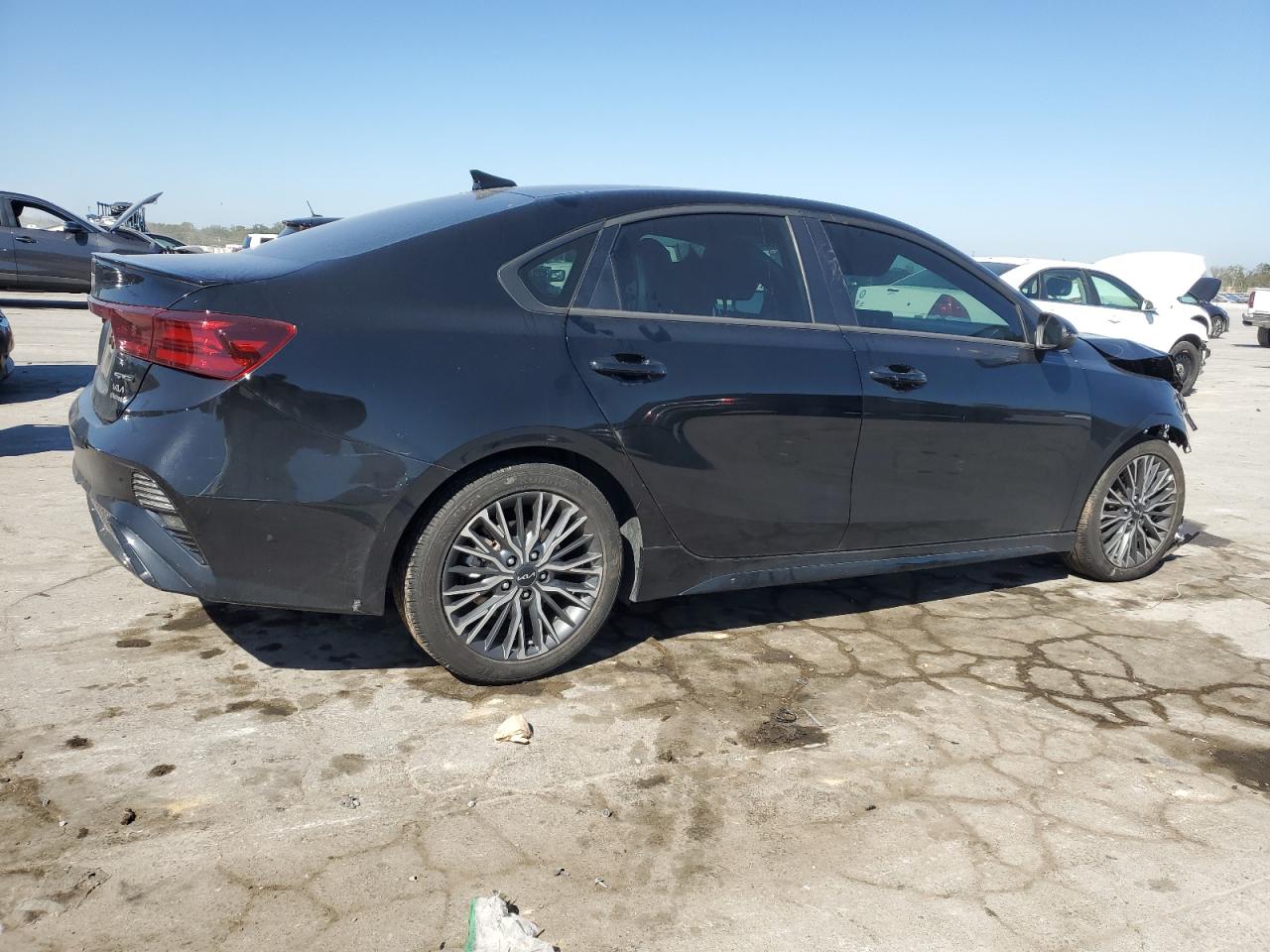 2023 KIA Forte VIN 3KPF54AD4PE638841 Copart auction photo, front end damage thumbnail 3