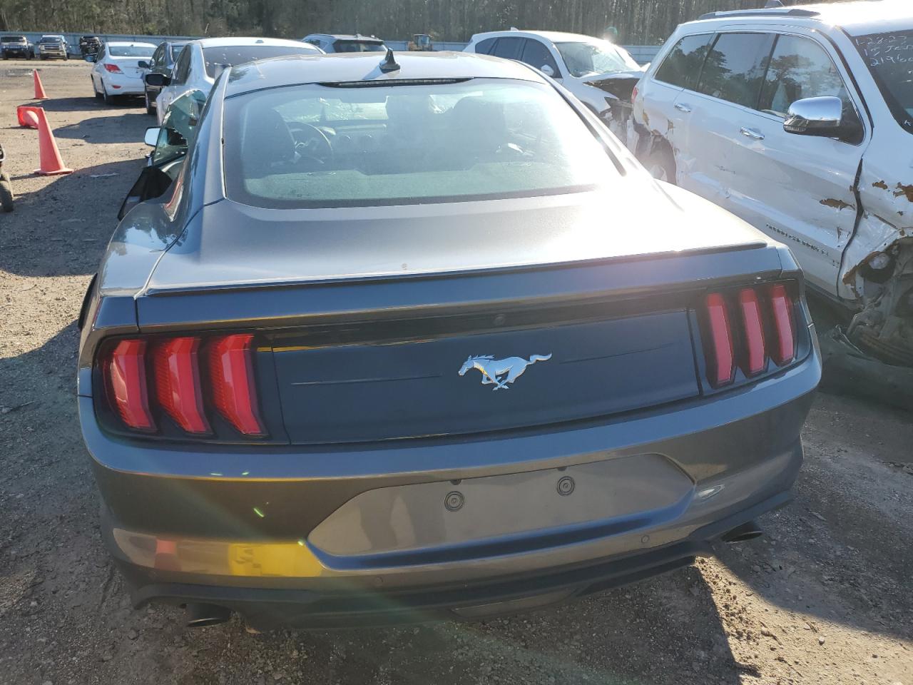 2022 Ford Mustang VIN 1FA6P8TH6N5101002 Copart auction photo, side / front end damage thumbnail 6