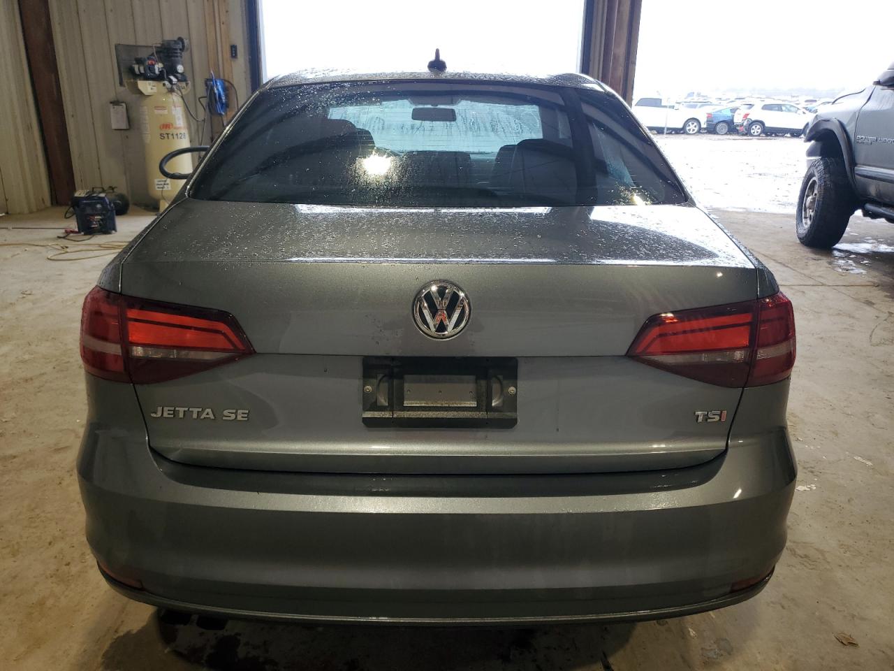 2017 Volkswagen Jetta VIN 3VWDB7AJ3HM201134 Copart auction photo, mechanical damage thumbnail 6